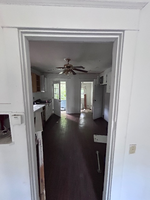 606 Anderson St: photo 28