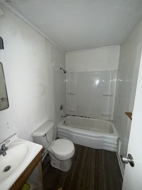 3238 Colorado Ave: photo 16