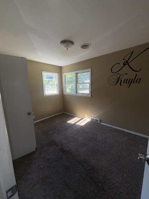 3238 Colorado Ave: photo 13