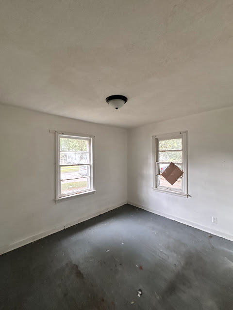 244 W Garfield Ave: photo 15