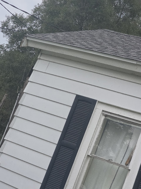 1021 Maple St: photo 23