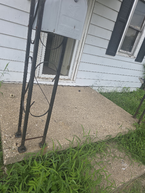 1021 Maple St: photo 34