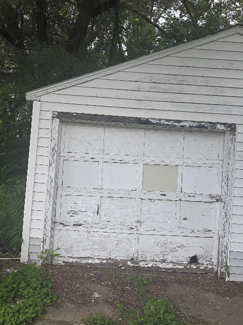 1021 Maple St: photo 17