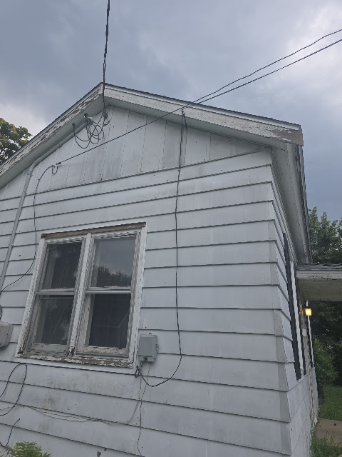 1021 Maple St: photo 35