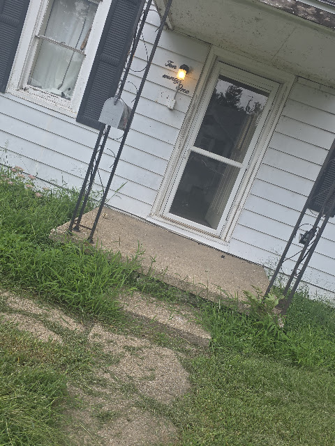 1021 Maple St: photo 25