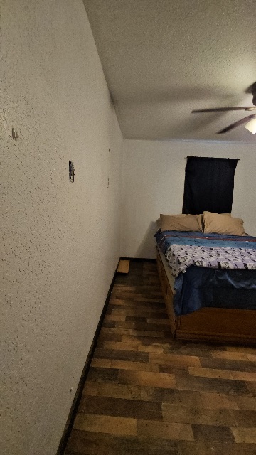 1871 E Lawrence St: photo 16