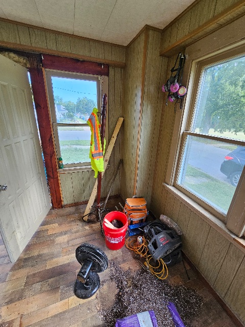 1871 E Lawrence St: photo 35