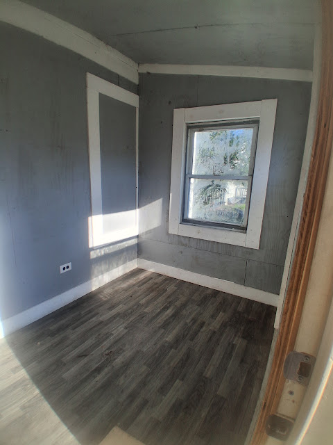 428 S Central St: photo 3