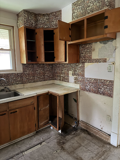 6580 Saint Louis Ave: photo 13