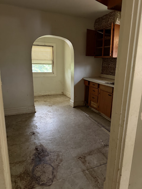 6580 Saint Louis Ave: photo 11