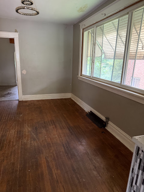 6580 Saint Louis Ave: photo 6