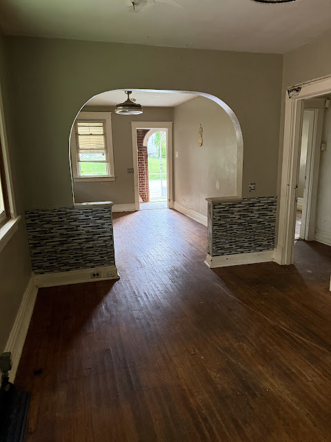6580 Saint Louis Ave: photo 7