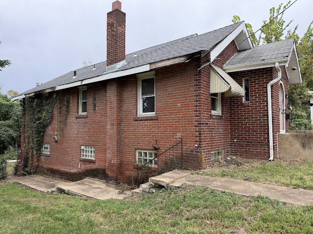 6580 Saint Louis Ave: photo 2