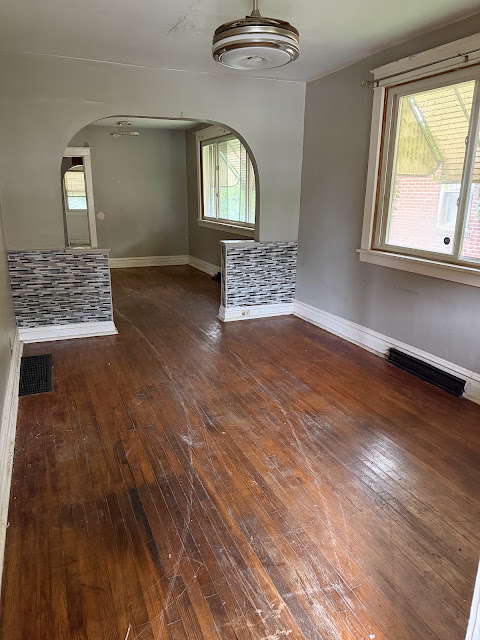 6580 Saint Louis Ave: photo 26