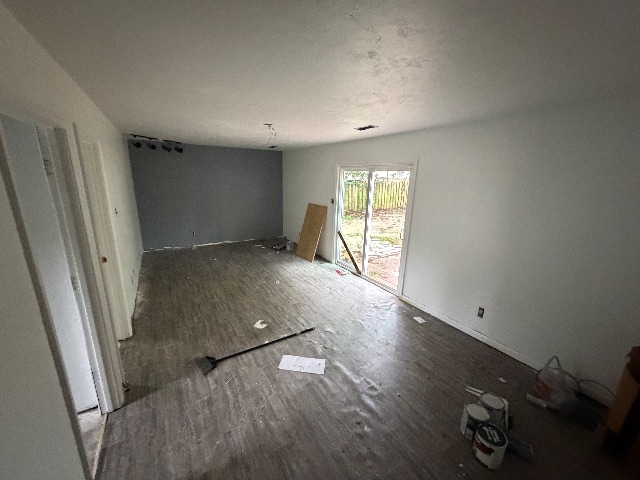 243 Bull Run Dr: photo 5