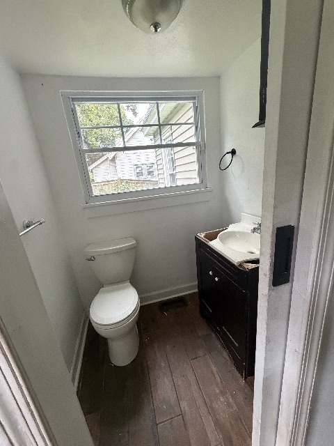 1229 Decatur St: photo 10