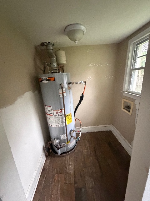 1229 Decatur St: photo 12