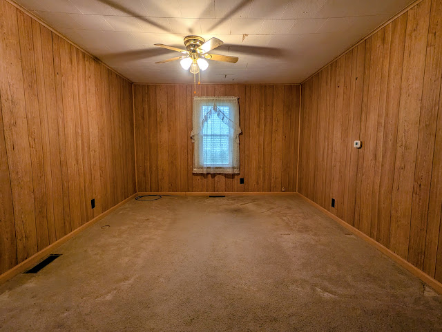 1615 W 9th St: photo 11