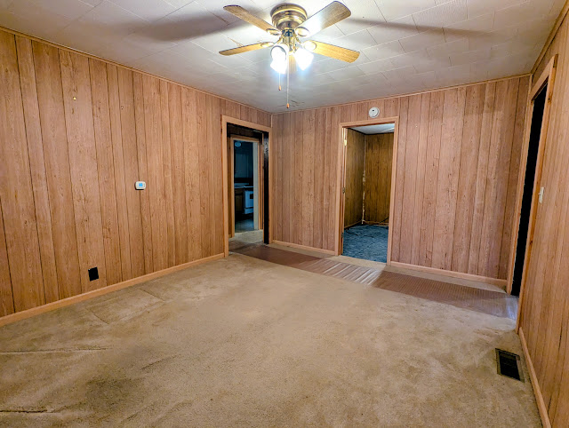1615 W 9th St: photo 12