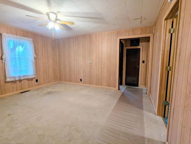 1615 W 9th St: photo 7