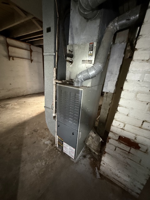 1272 W King St: photo 15