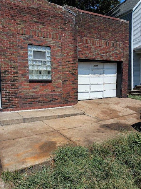 1027 Garth Ave: main photo