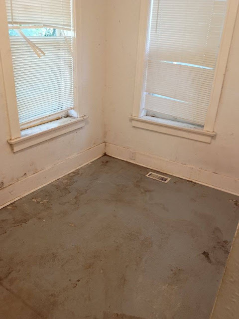 1027 Garth Ave: photo 12
