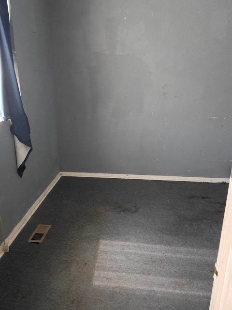 1027 Garth Ave: photo 10