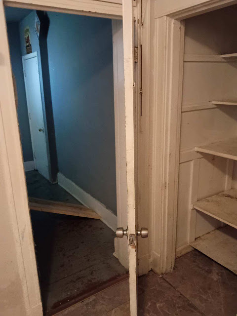 1027 Garth Ave: photo 8