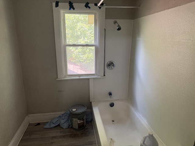 1315 Poindexter St: photo 20