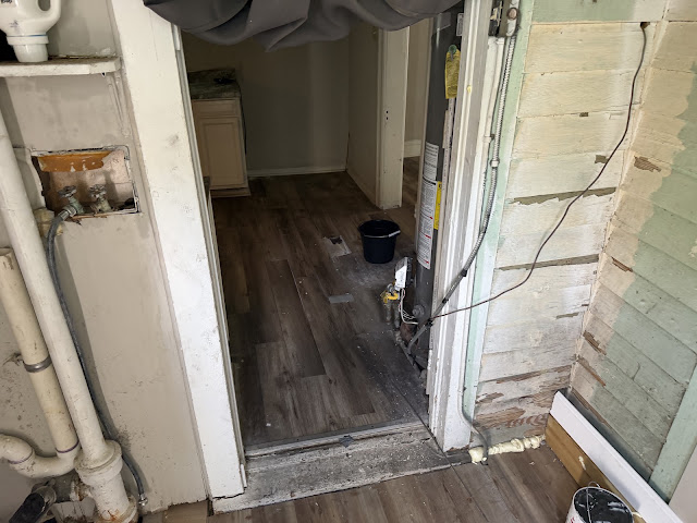 1315 Poindexter St: photo 22