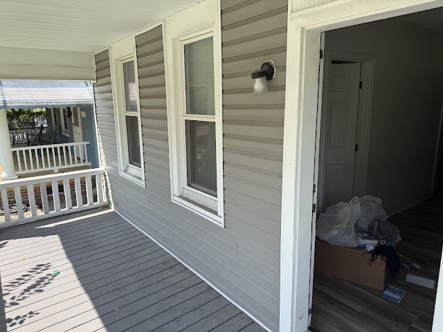 1315 Poindexter St: photo 28