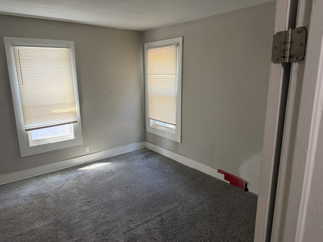 1315 Poindexter St: photo 15
