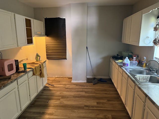 1315 Poindexter St: photo 33
