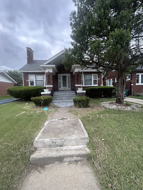 725 N 39th St: main photo