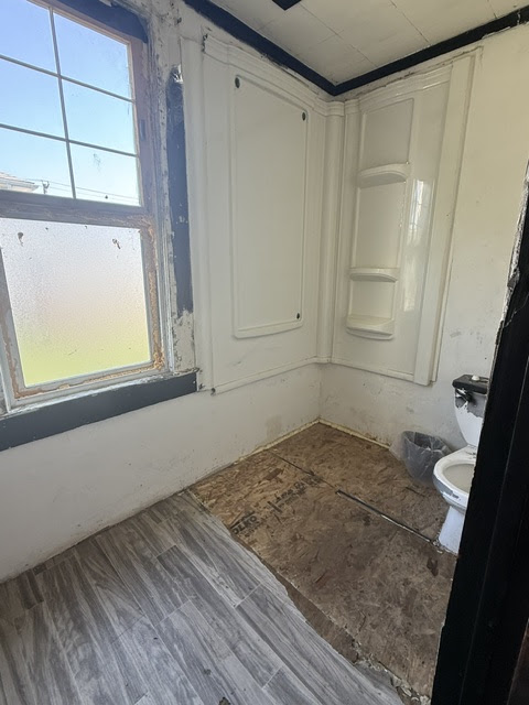 327 N Hickory St: photo 12