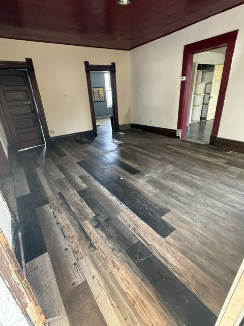 327 N Hickory St: photo 5