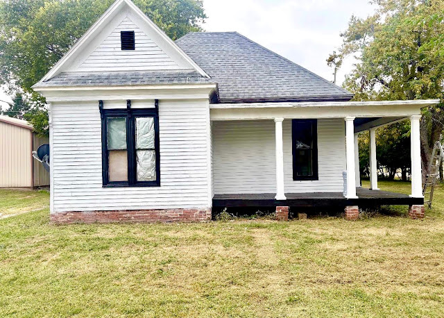 120 N Crowder St: photo 2
