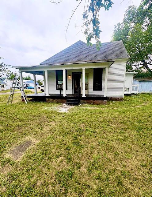 120 N Crowder St: photo 3