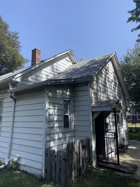 1175 E Division St: photo 4