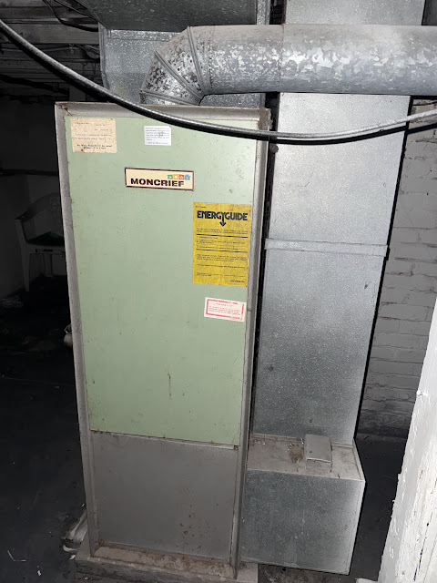 1175 E Division St: photo 23