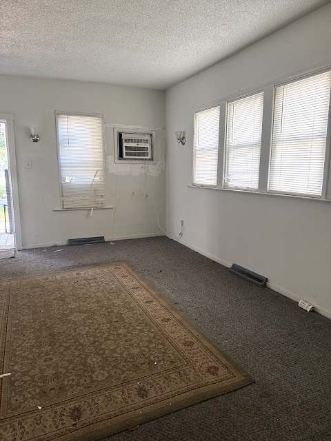1175 E Division St: photo 10
