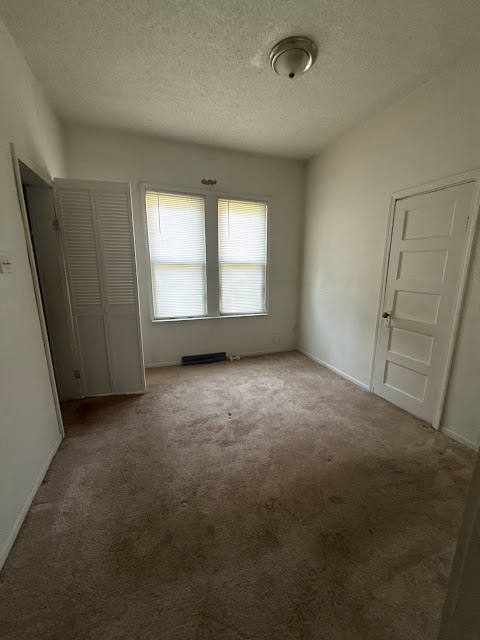 1175 E Division St: photo 14