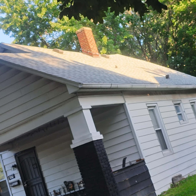1175 E Division St: photo 52