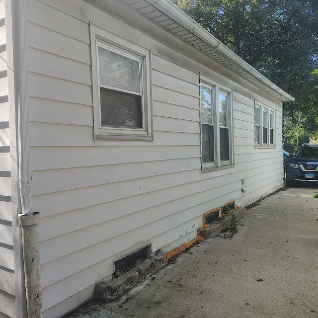 1175 E Division St: photo 55