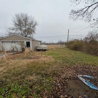 327 Sauget Ave: photo 9