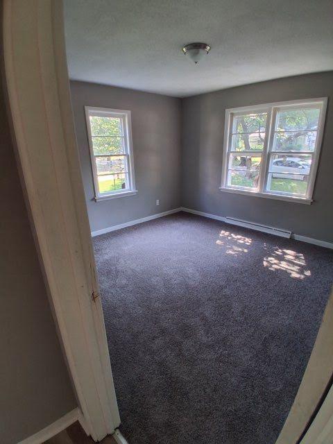 1970 N Maple Ave: photo 28
