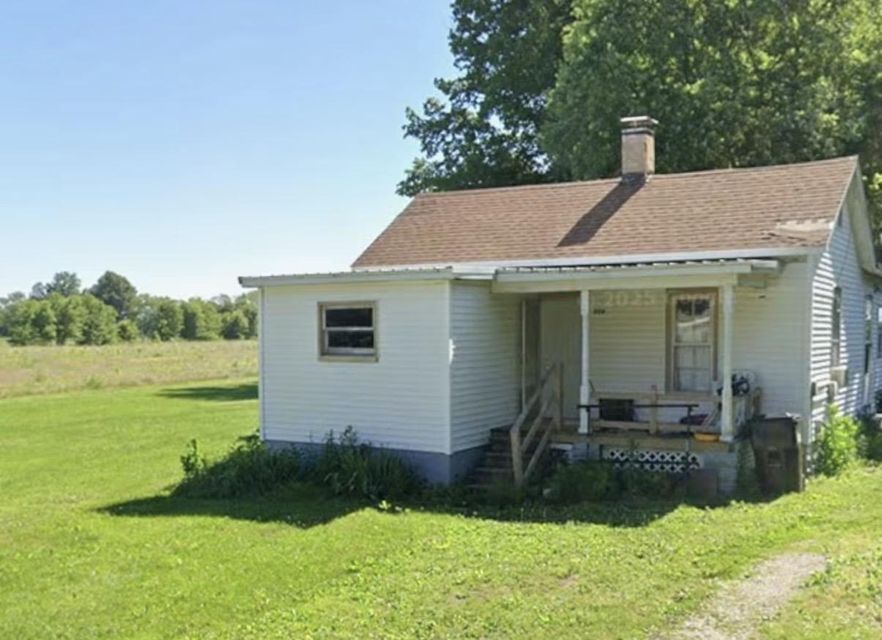 524 Albert St: main photo