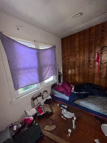 2964 Iowa St: photo 11