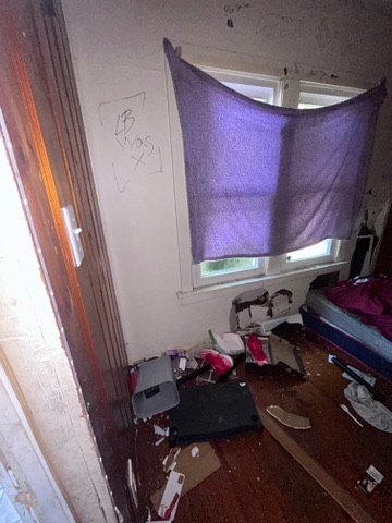 2964 Iowa St: photo 28
